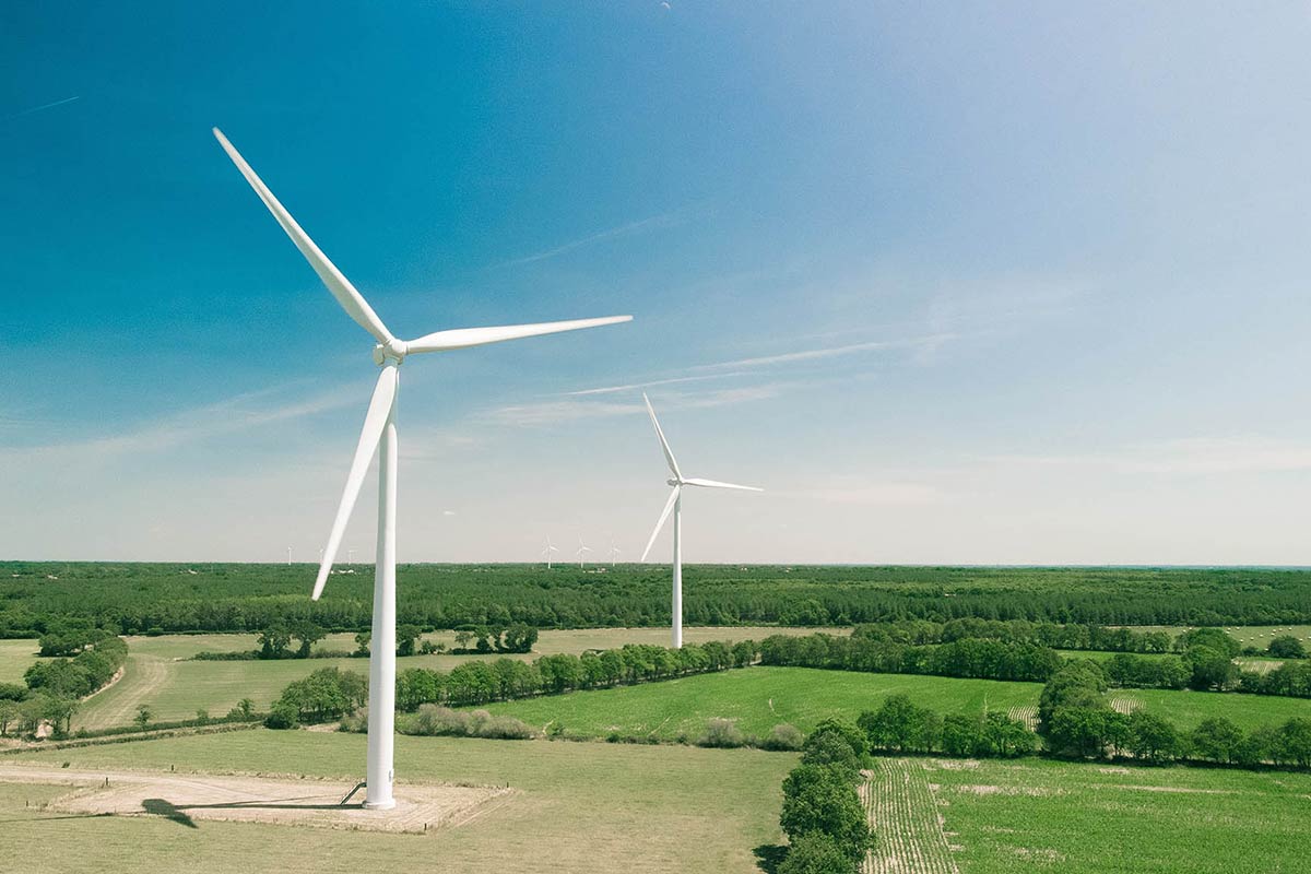 Windräder in freier Natur