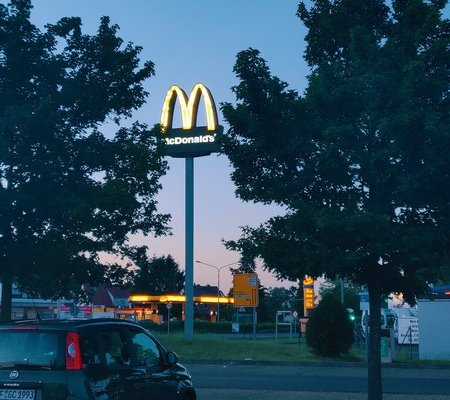 Mc Donalds Schild